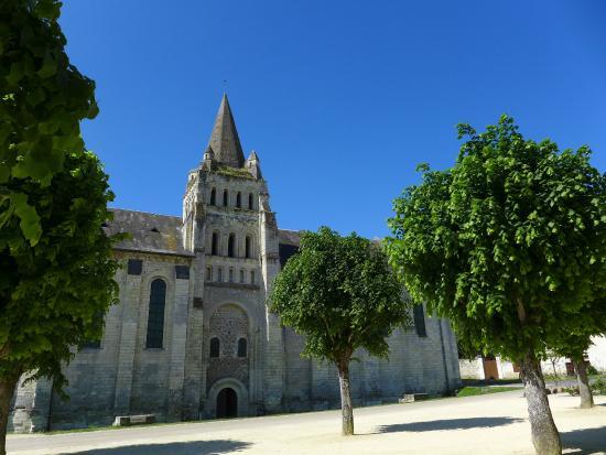 Église Notre-Dame de Cunault