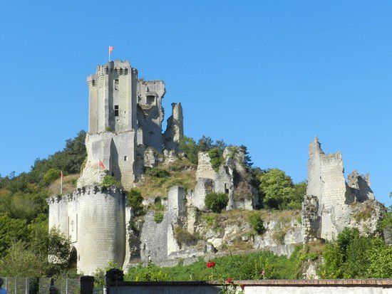 Lavardin le château