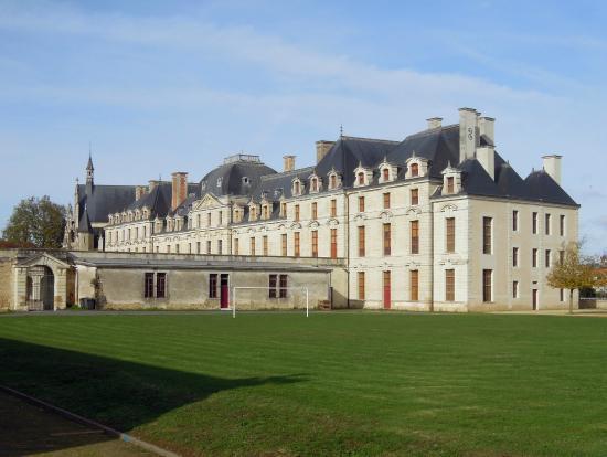 château des ducs de La Trémoille