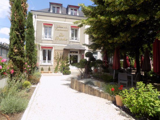 La Breche Restaurant