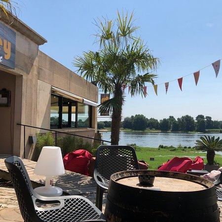 Monkey Bar Restaurant