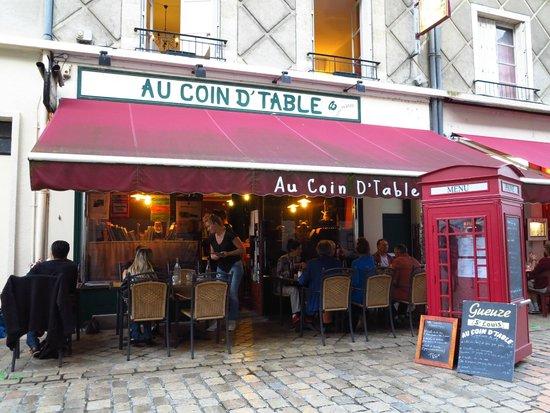 Au Coin D'Table