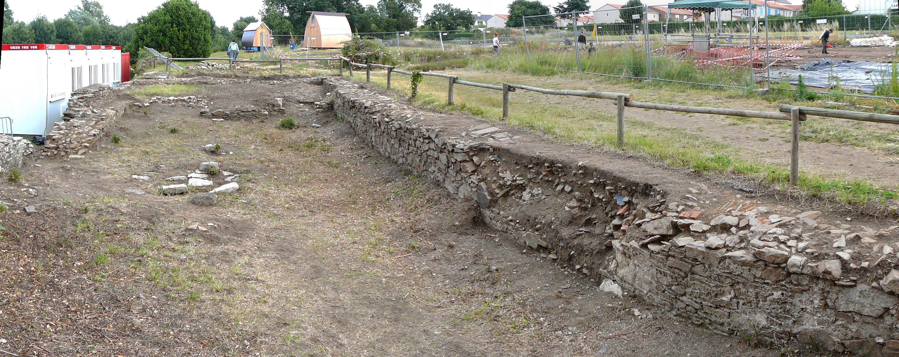 mur gallo-romain de Saint-Lupien