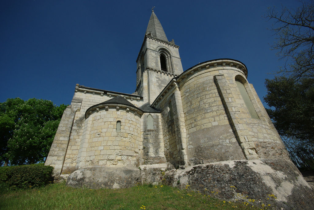 église Saint-Eusèbe de Gennes